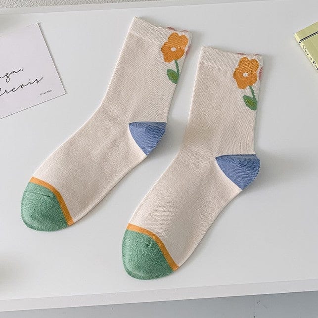 Witty Socks Socks Beige(Flowers) / 1 Pair Witty Socks Playful Squirrel Collection