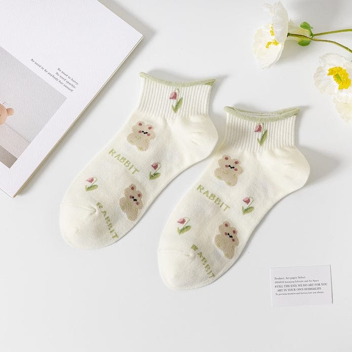 Witty Socks Socks Furry Feet, Floral Treat / 1 Pair Witty Socks Bunny Love Lily Collection